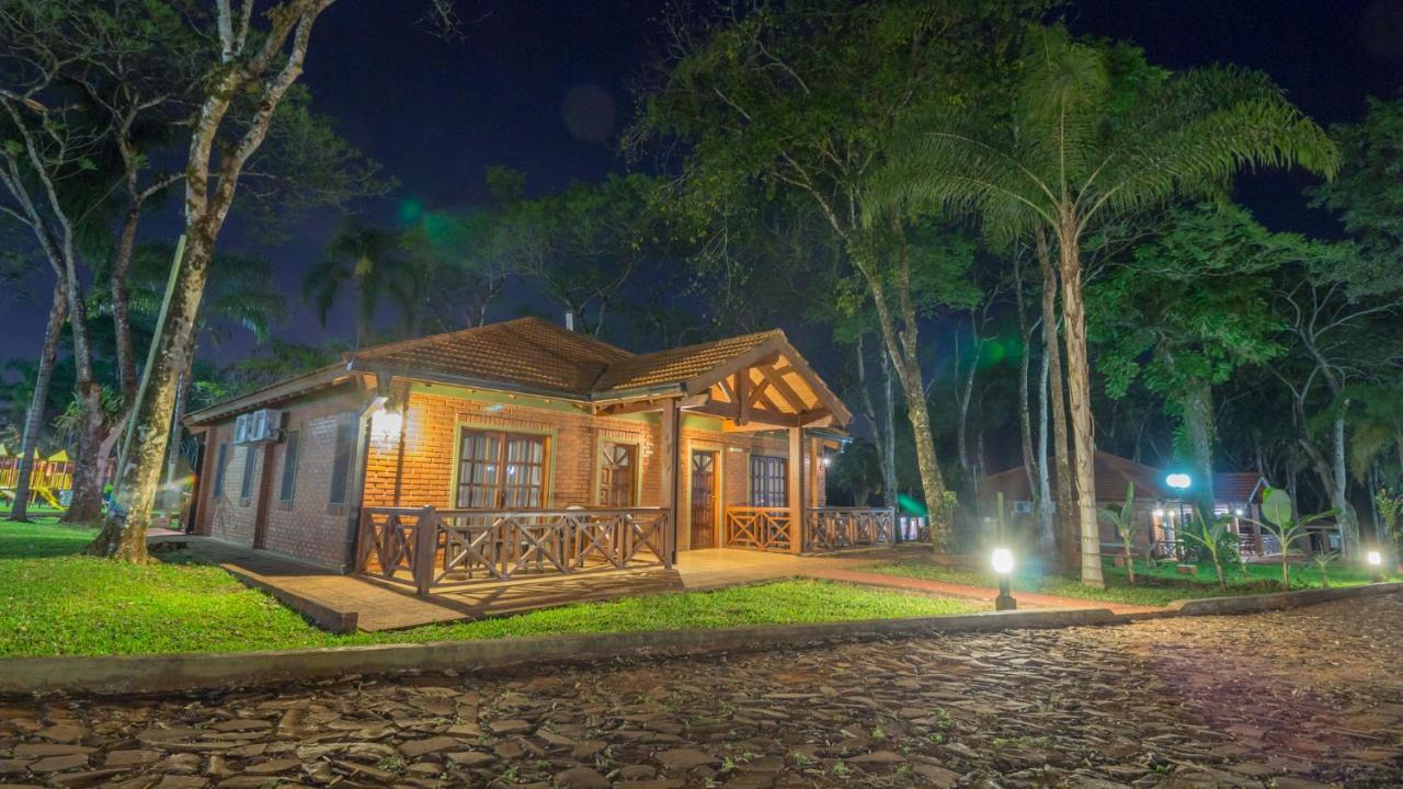 Complejo Americano Puerto Iguazú Extérieur photo